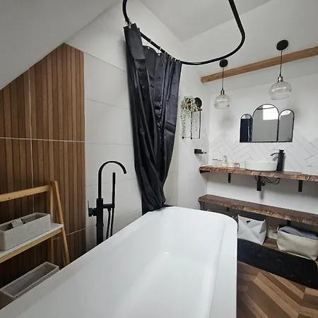 Charmante Maison En Pierre Avec Parking Et Terasse Prázdninový dům Casson