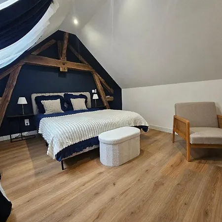 Charmante Maison En Pierre Avec Parking Et Terasse