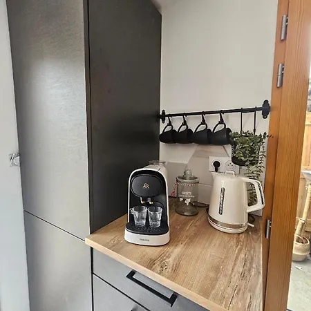 Charmante Maison En Pierre Avec Parking Et Terasse * Casson