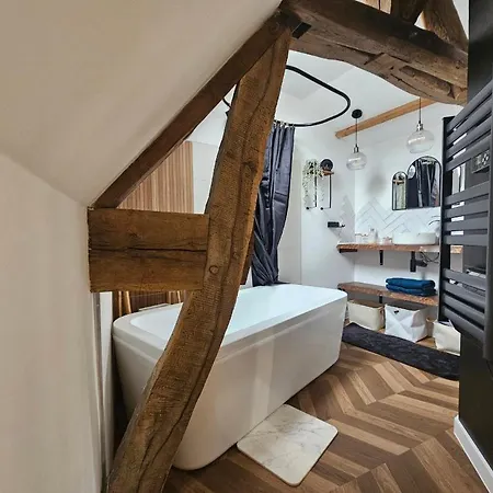 Charmante Maison En Pierre Avec Parking Et Terasse Feriehus Casson